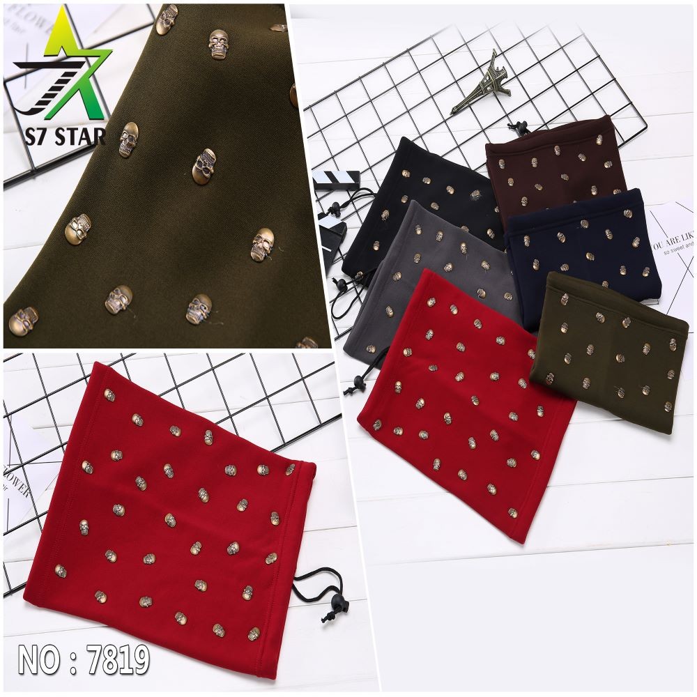 Braga de cuello C/calaveras